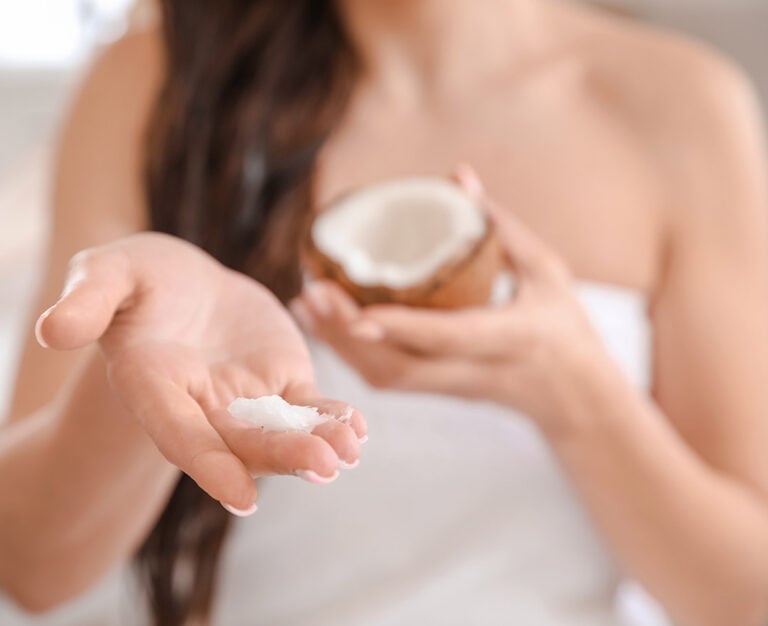 Olio Di Cocco Per Capelli Olio Di Cocco Uso Cosmetico Olio Di Cocco Capelli Come Usarlo Olio Di Cocco Capelli Benefici Olio Di Cocco Per Capelli Olio Di Cocco Capelli Impacco Olio Di Cocco Capelli Asciutti Olio Di Cocco Capelli Ricci Olio Di Cocco Capelli Prima E Dopo Olio Di Cocco Sui Capelli Asciutti O Bagnati