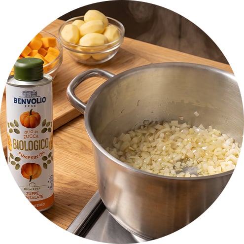 Passaggio 1: Taglio Degli Ingredienti E Base Con Olio Extra Vergine Di Oliva Benvolio